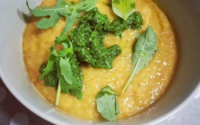 Zuppa vegetariana di lenticchie e rucola